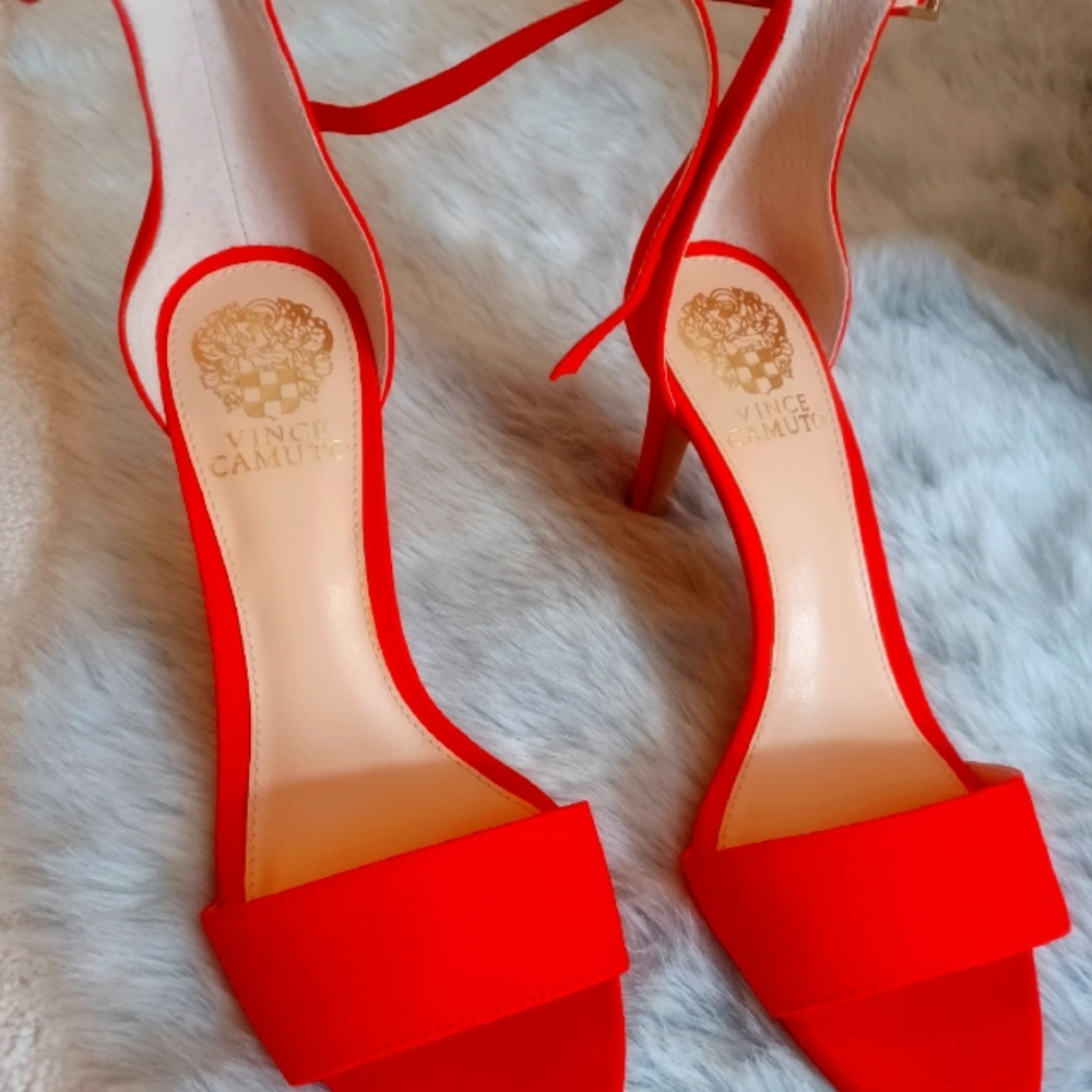 Vince Camuto like new strap heels